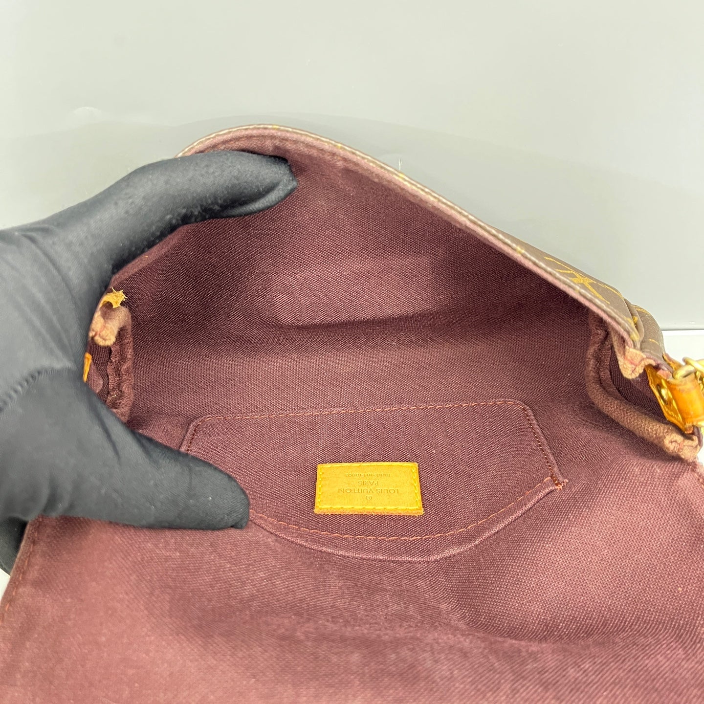 Louis Vuitton - Pochette Felicie - Monogram coated canvas with leather trim - Brown - (small)