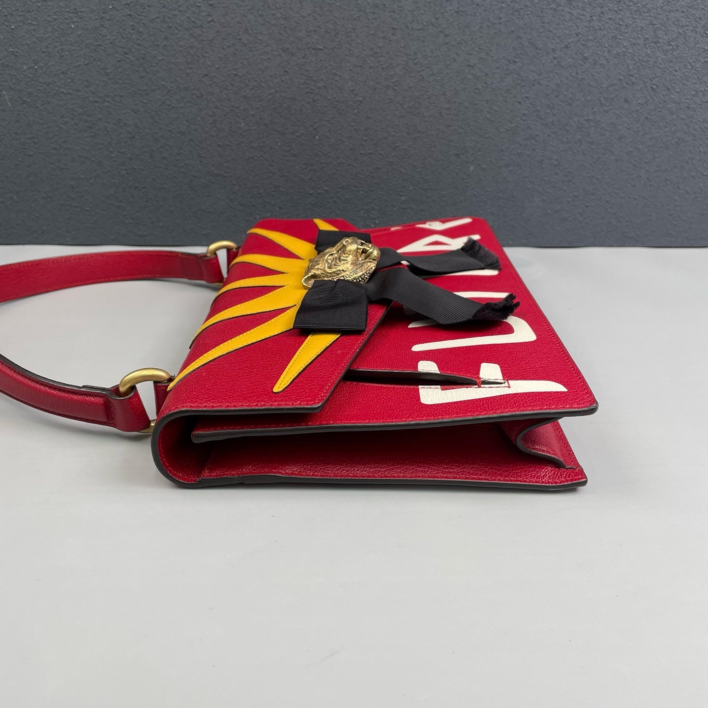 Gucci - Tiger Head Flap Bag with Graffiti and Bow - Leather - Red - (small)