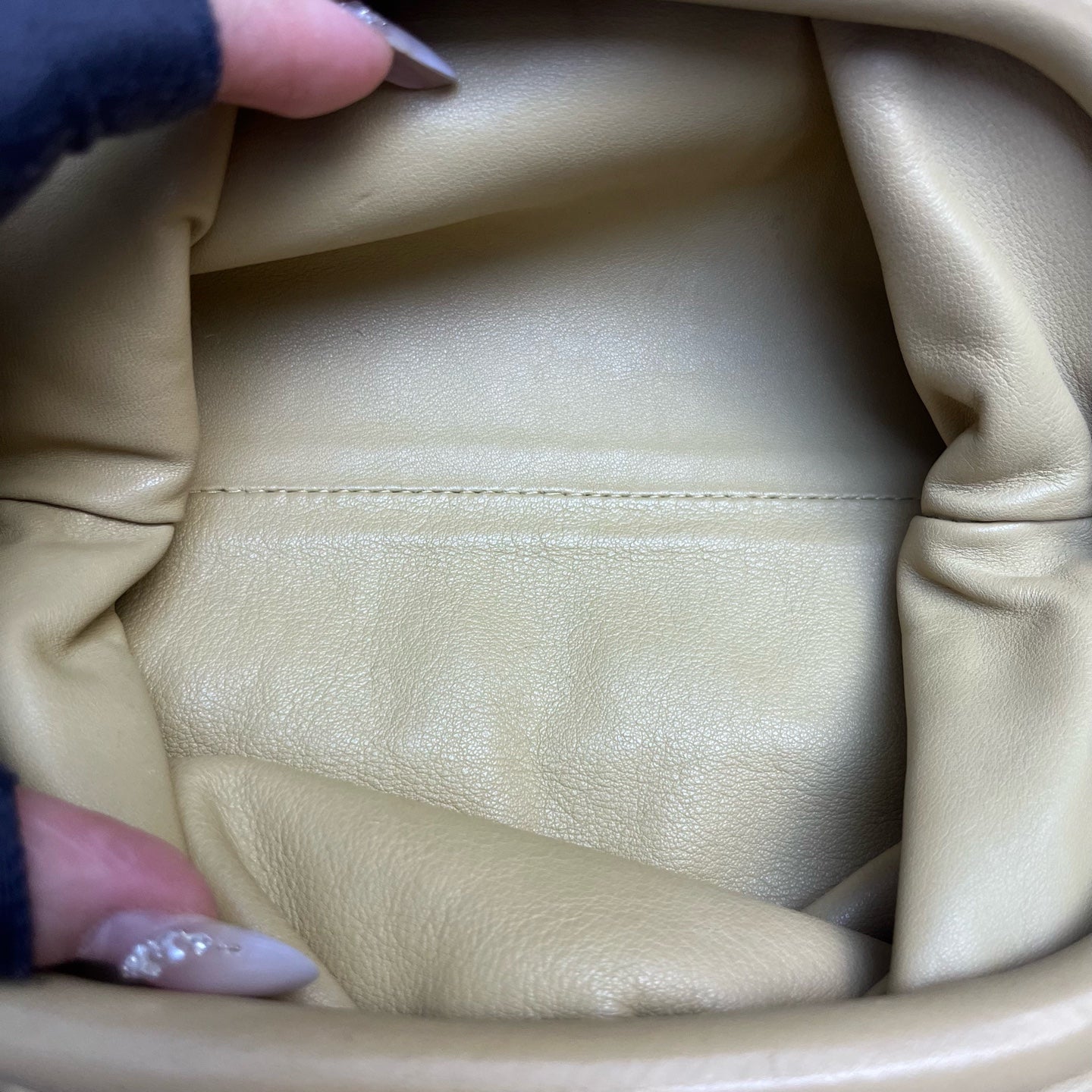 Bottega Veneta - The Pouch (Small) - Calfskin leather - Yellow - (small)