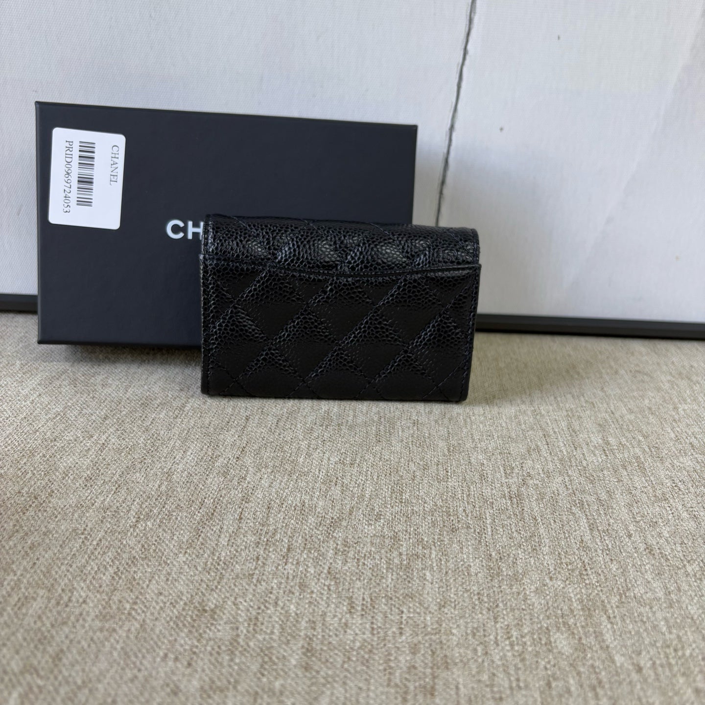 Chanel - Classic Flap Card Holder - Grained Calfskin Leather - Black with Silver-Tone Hardware - (mini)