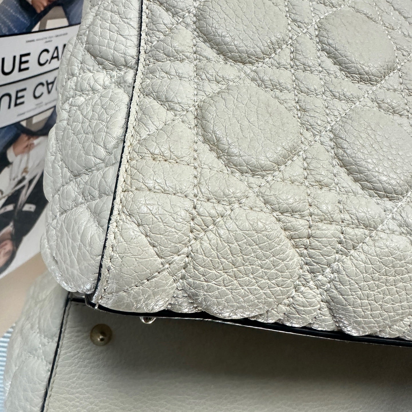 Dior - Lady Dior 5-Grid Medium - Grained calfskin leather - White - (medium)