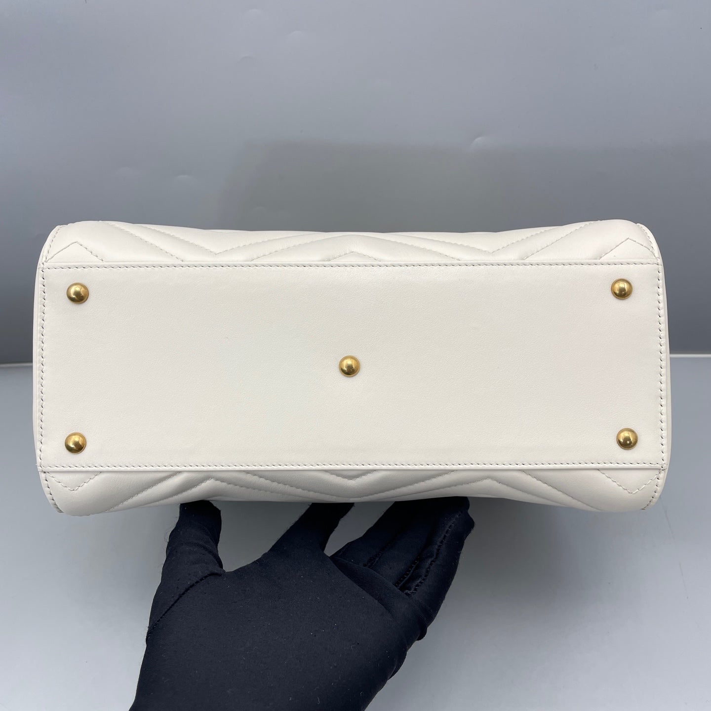 Gucci - GG Marmont Matelasse Top Handle Bag - Leather - White - (small)