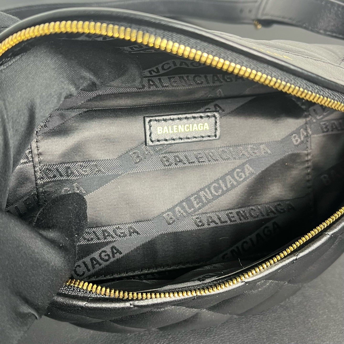 Balenciaga - Quilted Half-Moon Belt Bag - Goatskin leather - Black - (mini)