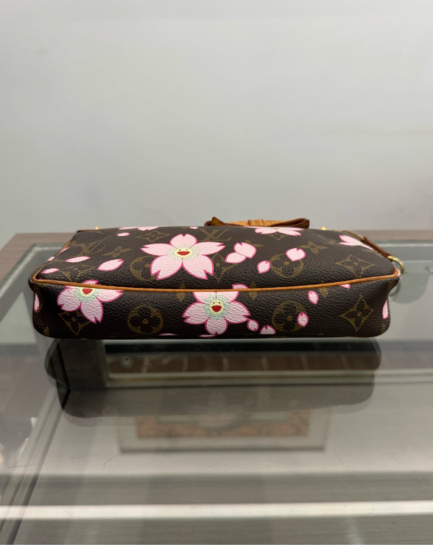 Louis Vuitton - Takashi Murakami Cherry Blossom Pochette Accessoires - Monogram canvas with vachetta leather trim - Brown - (Mini)