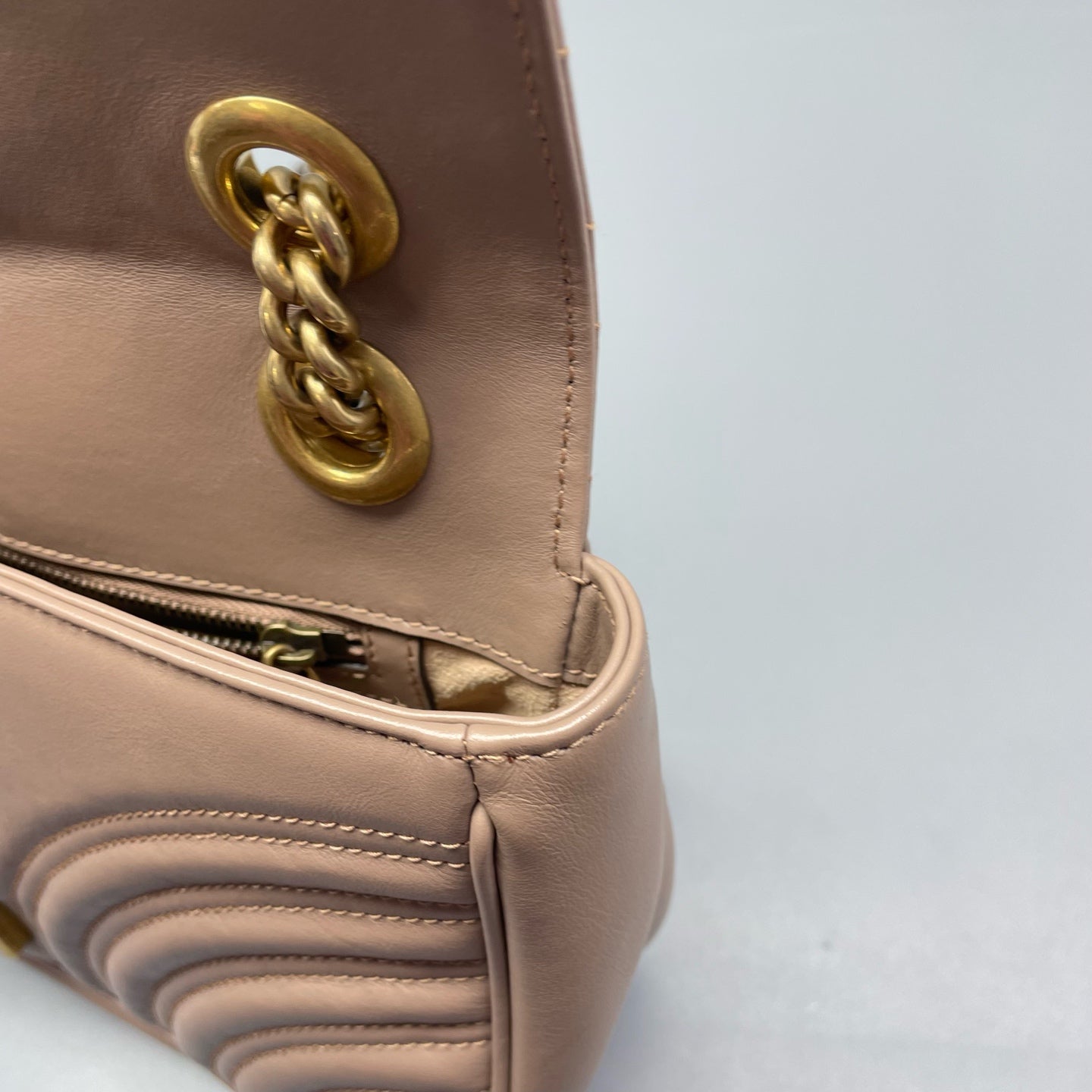Gucci - GG Marmont Matelassé Small Shoulder Bag - Leather - Beige - (small)