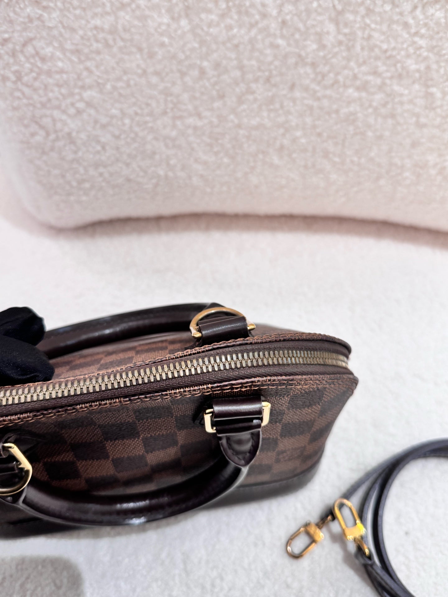 Louis Vuitton - Alma BB - Damier Ebene coated canvas with smooth leather trim - Brown - (mini)