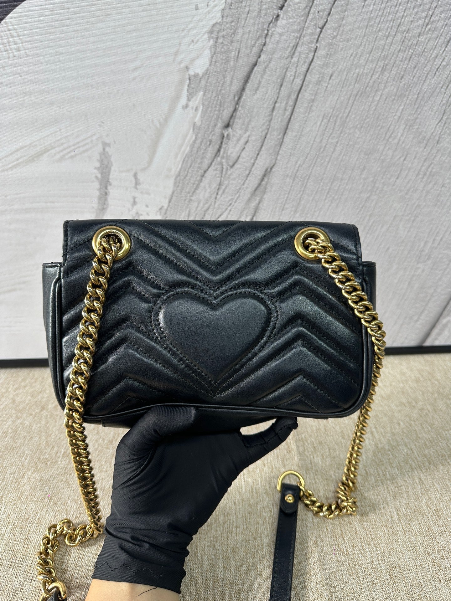 Gucci - GG Marmont Matelassé Mini Bag - Leather - Black with Gold-Tone Hardware - (mini)