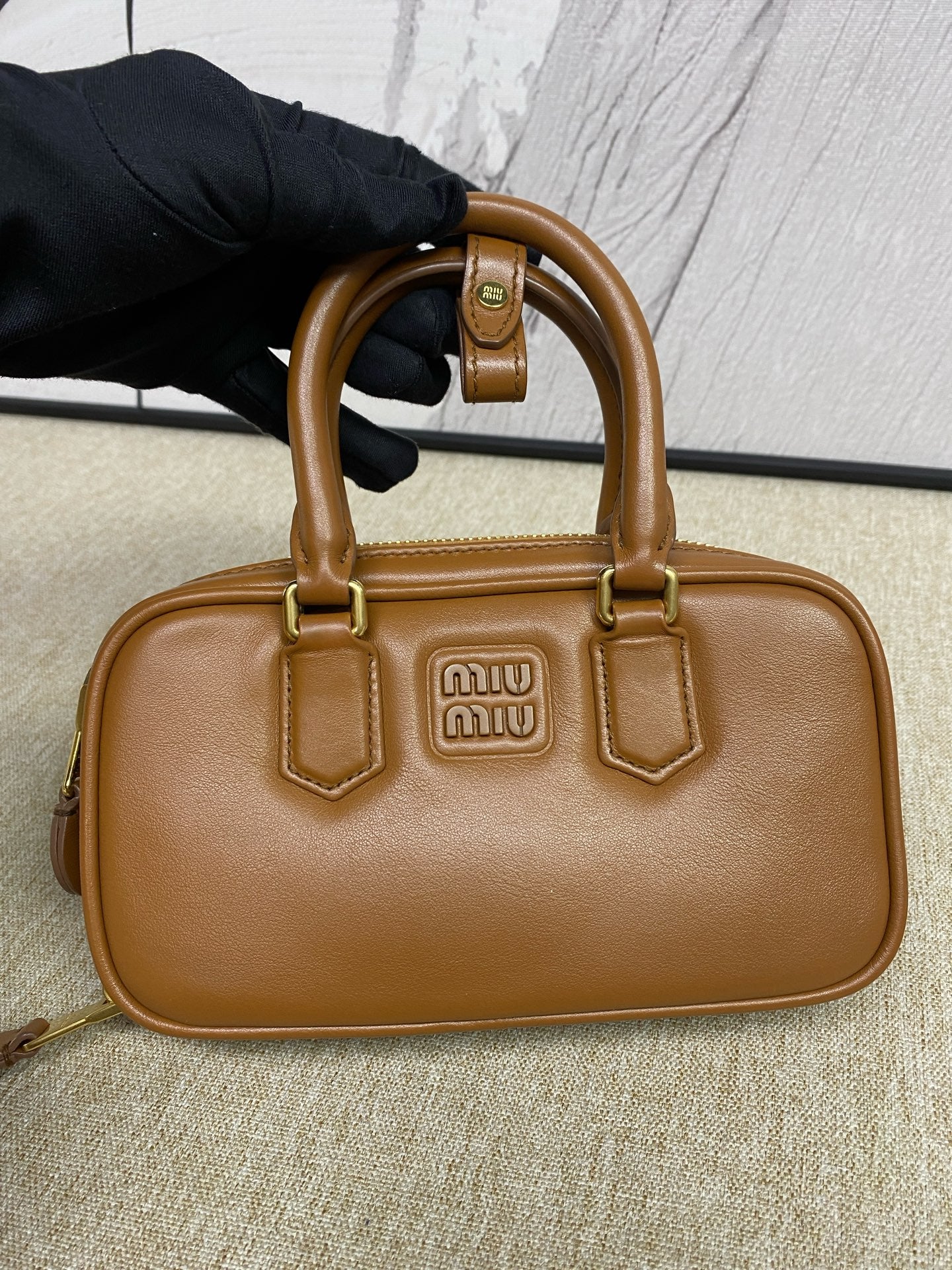 Miu Miu - Arcadie Bowling Bag - Leather - Brown - (mini)