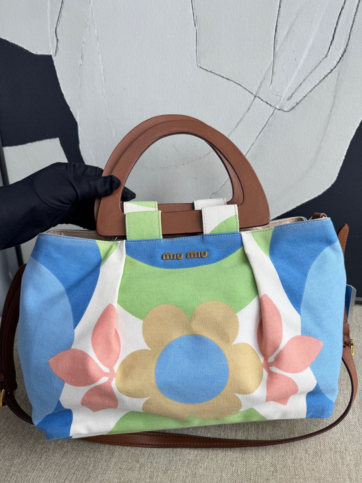 MiuMiu - Canapa Flowers Tote - Cotton canvas with leather trim and wooden handles - Multicolour - (Medium)