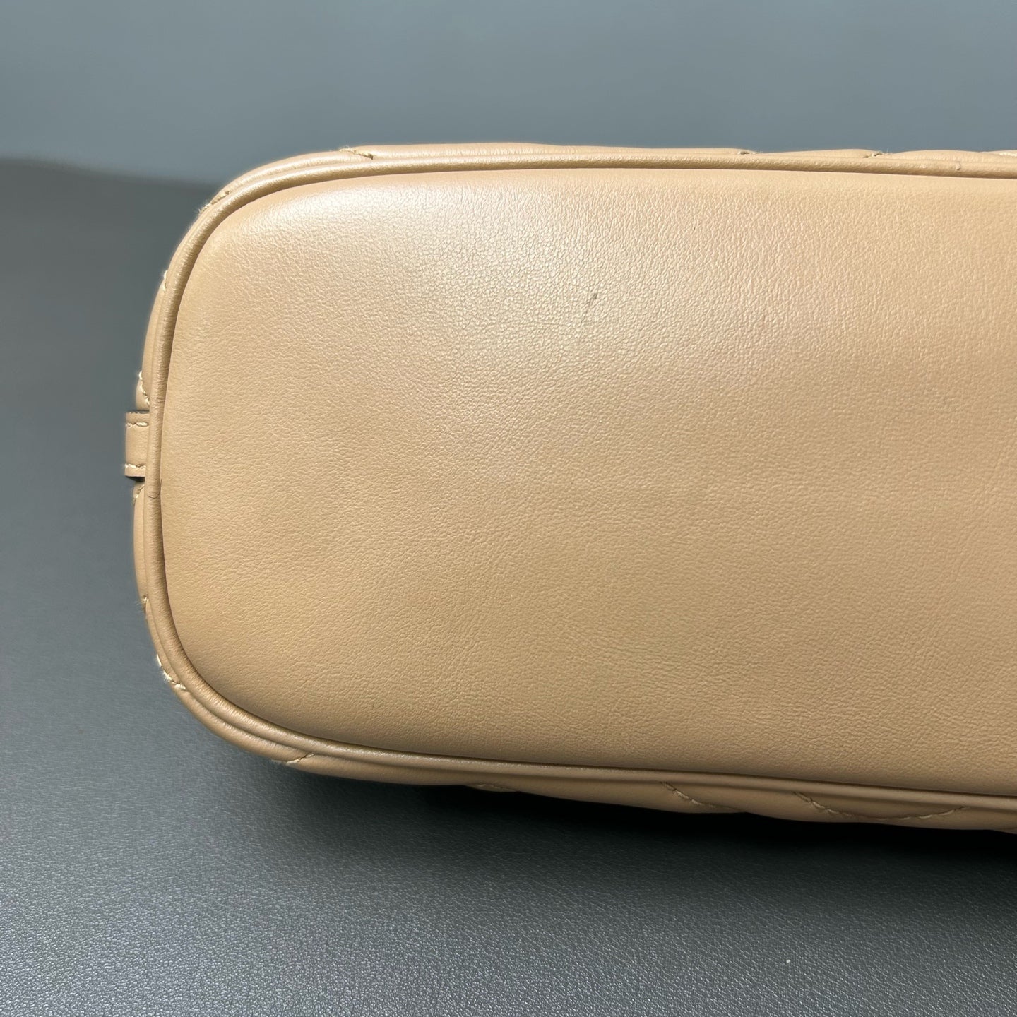 Gucci - GG Marmont Shoulder Bag - Leather - Beige - (Small)