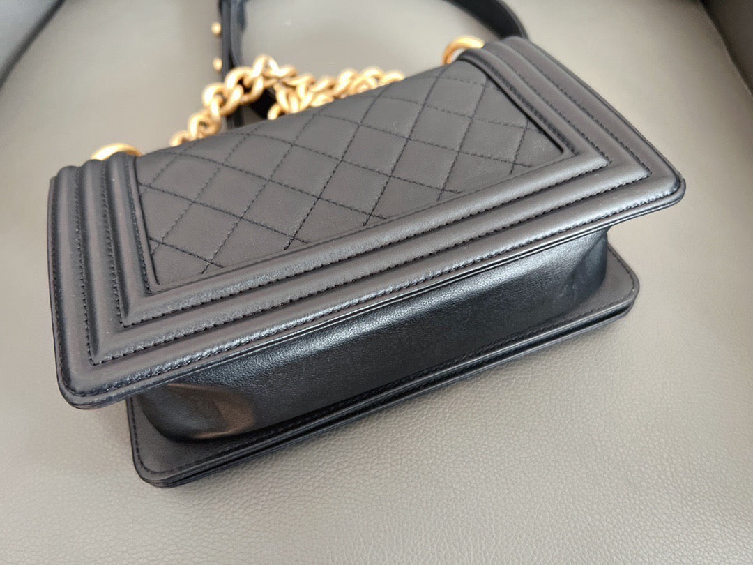 Chanel - Boy Bag - Cowhide leather - Black - (Small)