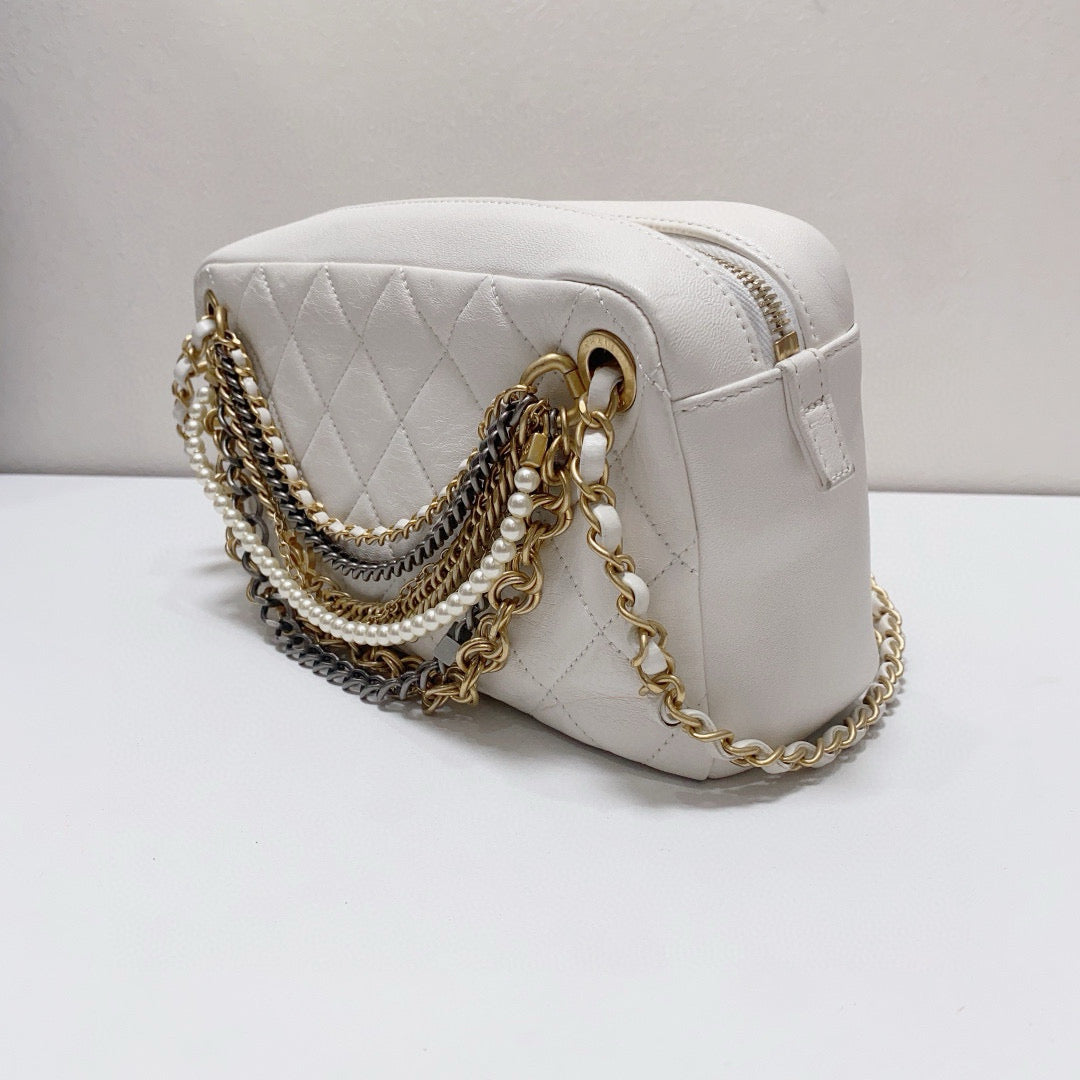 Chanel - Egypt Series Pearl Tassel Camera Bag - Lambskin leather - White - (small)