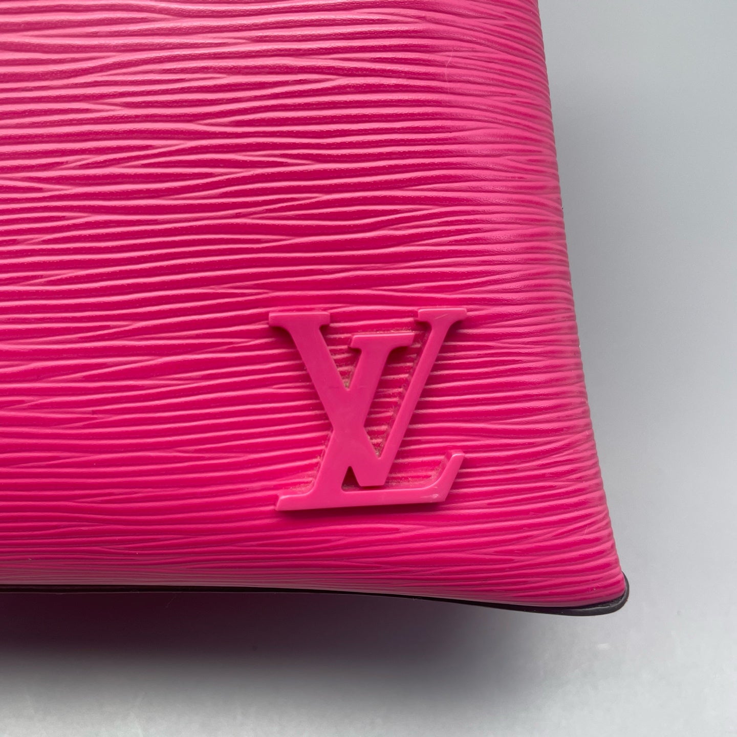 Louis Vuitton - Kleber PM - Epi leather - Pink - (Medium)