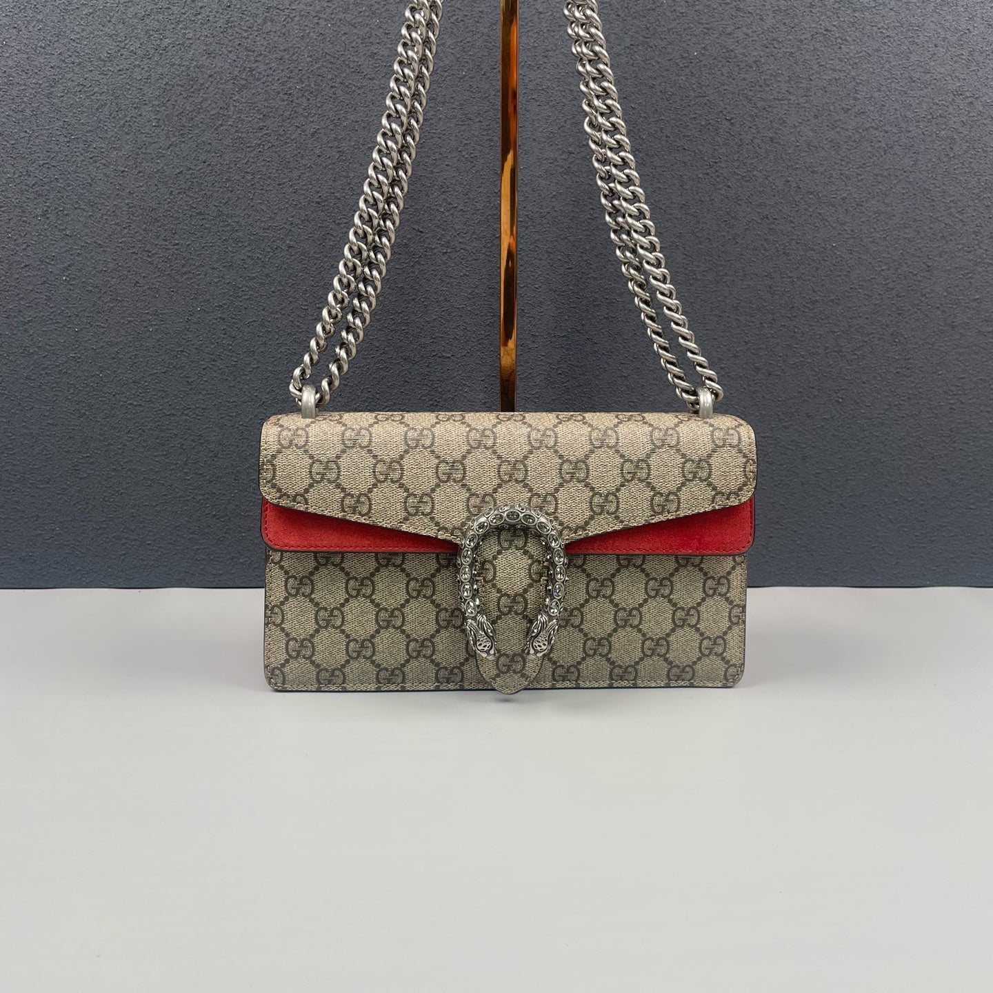 Gucci - Dionysus GG Supreme Canvas Chain Shoulder Bag - Coated canvas with leather and suede trim - Beige and Red - (medium)