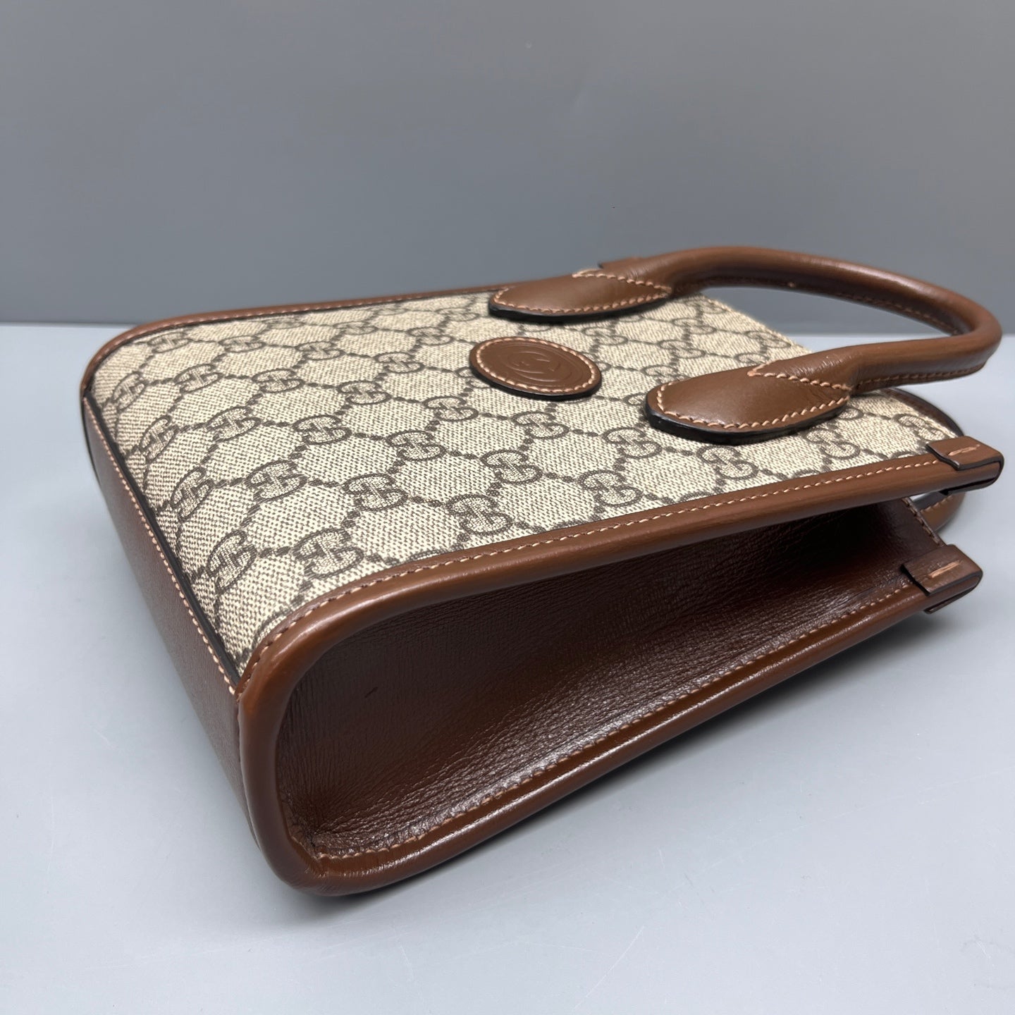 Gucci - Mini Vertical Tote - GG Supreme canvas with leather trim - Beige - (mini)