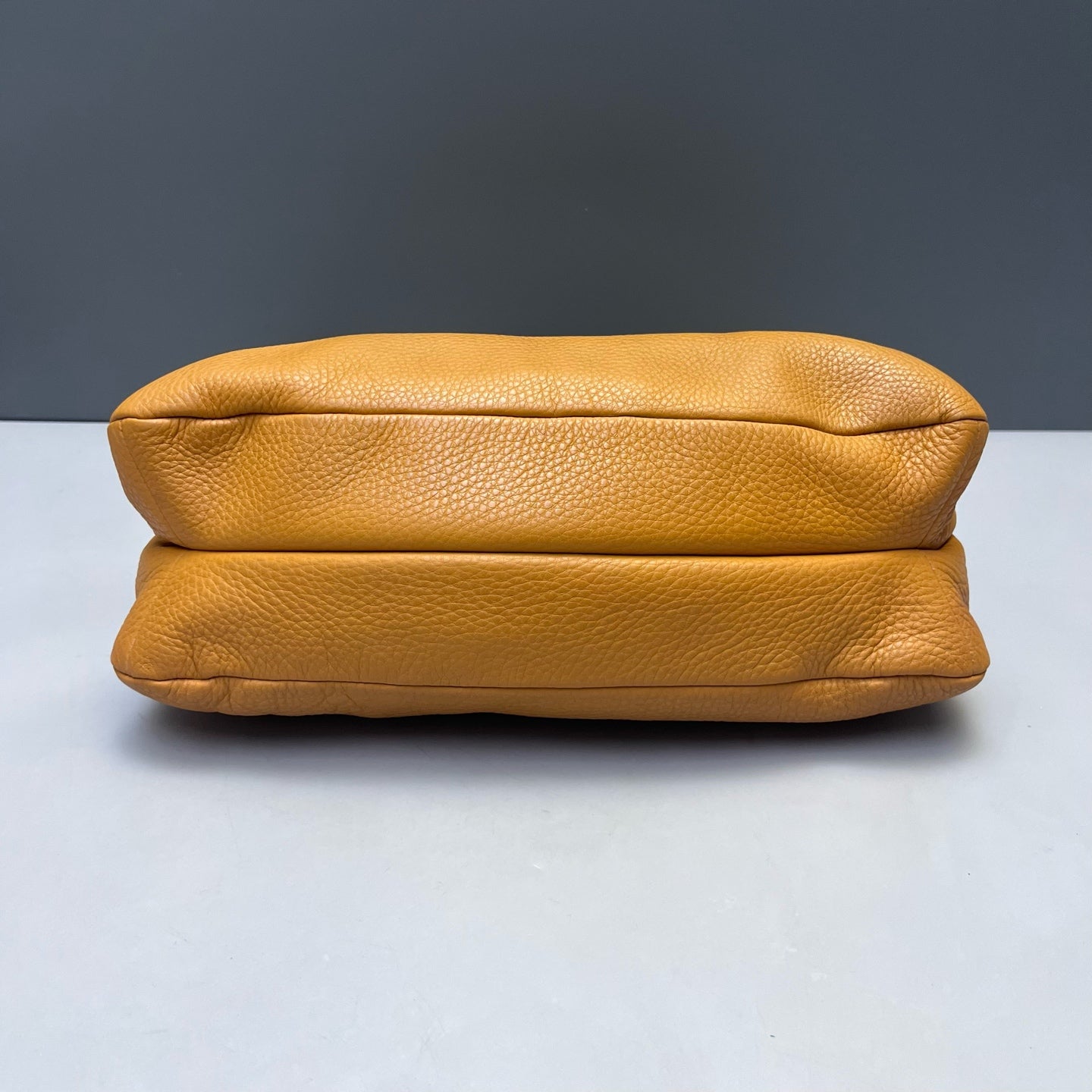 Prada - Double Buckle Hobo Shoulder Bag - Pebbled cowhide leather - Orange - (Medium)