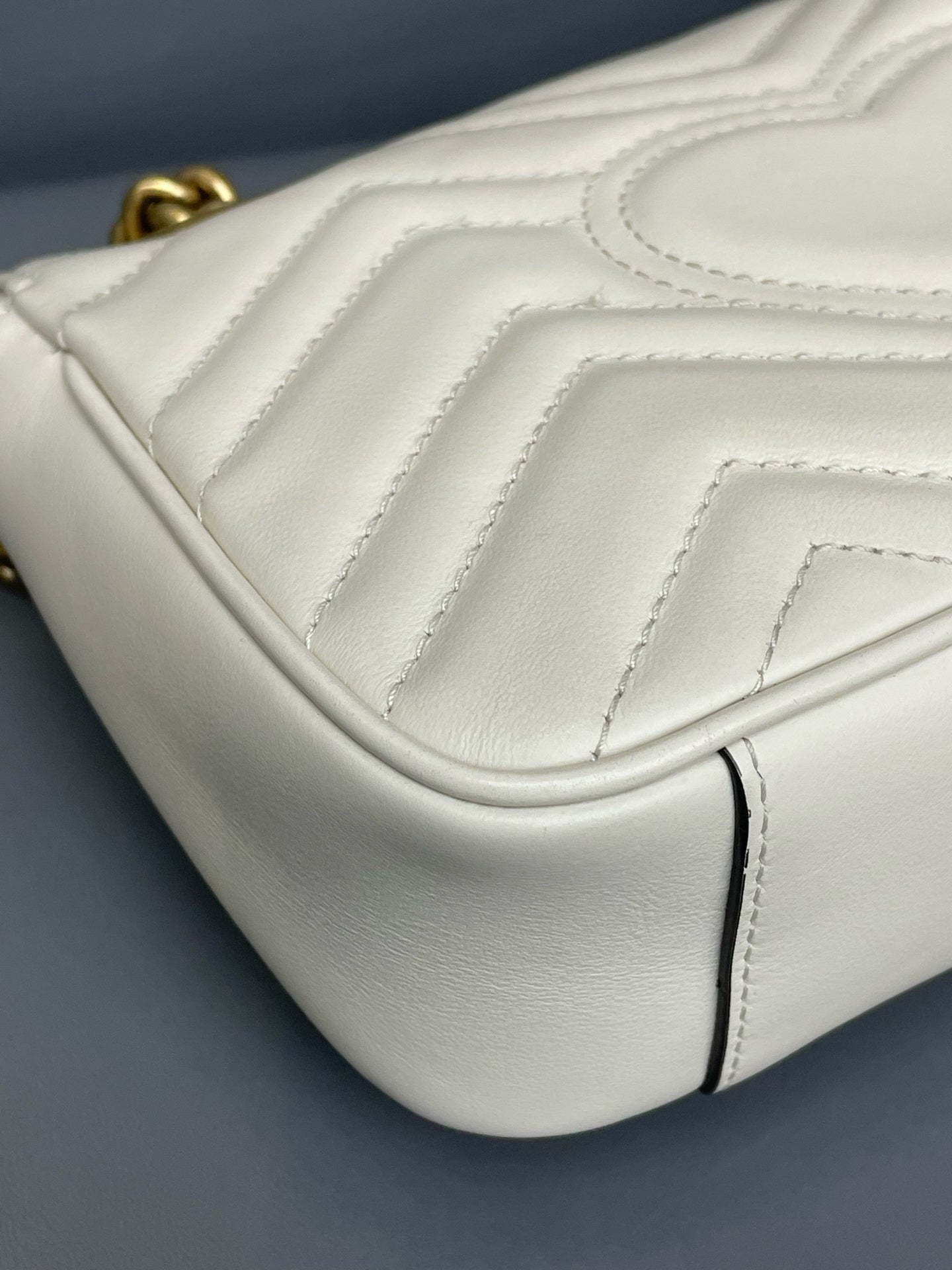 Gucci - GG Marmont Mini Matelassé Shoulder Bag - Leather - White - (small)