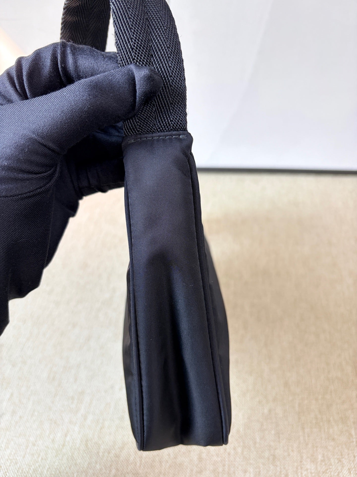 Prada - Re-Edition 2000 Nylon Mini Bag - Nylon - Black - (Mini)