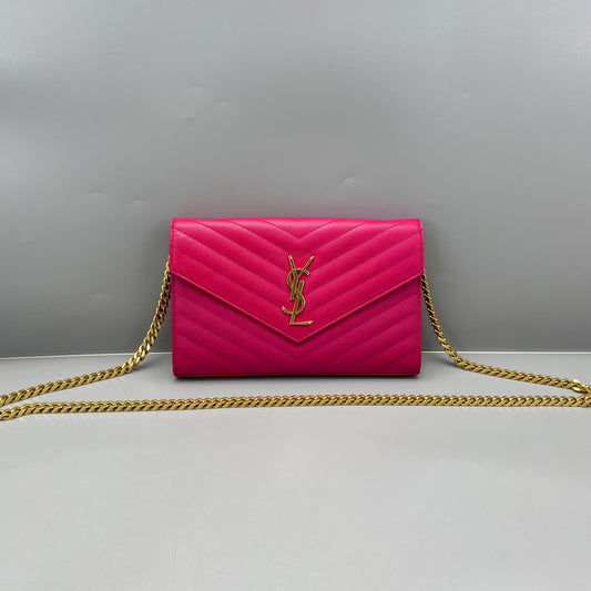 Saint Laurent - Monogram Envelope Wallet on Chain (WOC) - Grained calfskin leather - Fuchsia - (medium)