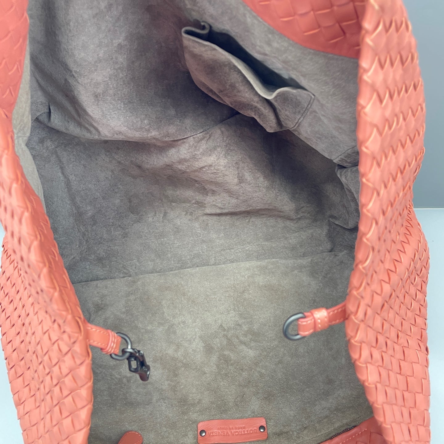Bottega Veneta - Intrecciato Woven Tote Bag - Leather - Pink - (medium)