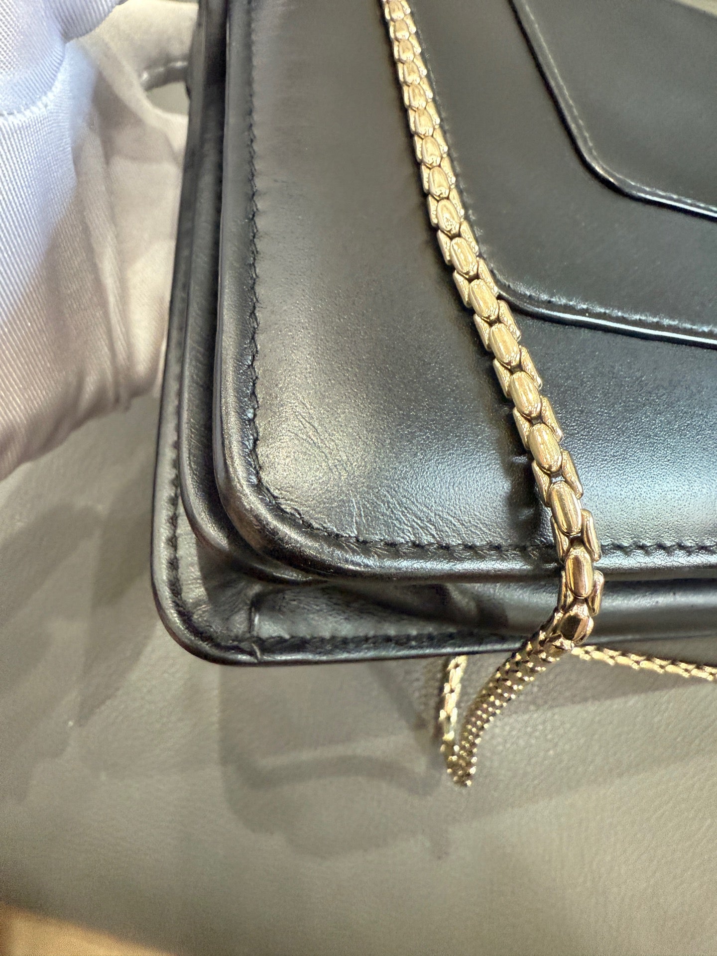 Bvlgari - Serpenti Forever Flap Bag - Calfskin leather - Black - (small)