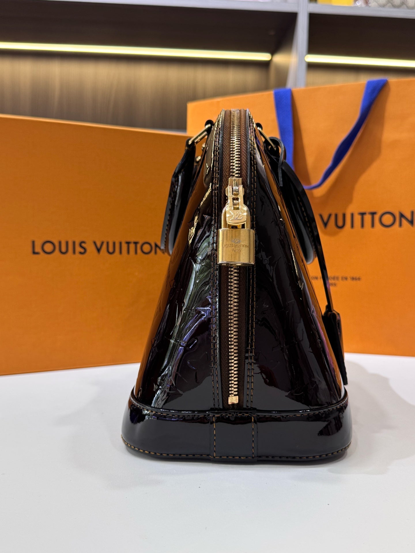 Louis Vuitton - Alma GM - Patent leather - Burgundy - (Large)