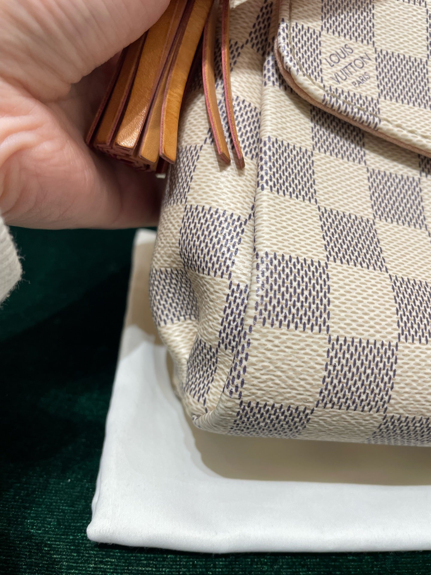 Louis Vuitton - Croisette - Damier Azur coated canvas with natural Vachetta leather trim - White - (Small)