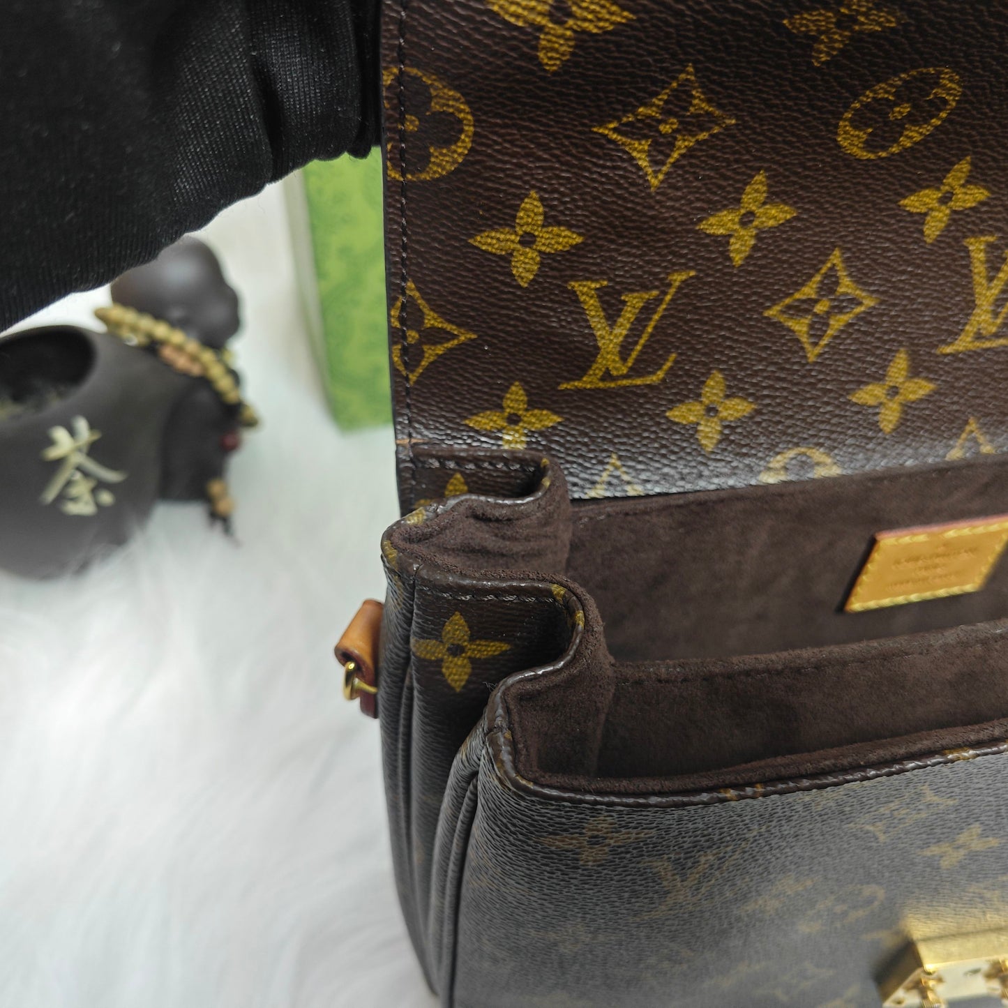 Louis Vuitton - Pochette Métis - Monogram coated canvas with Vachetta leather trim - Brown - (Medium)