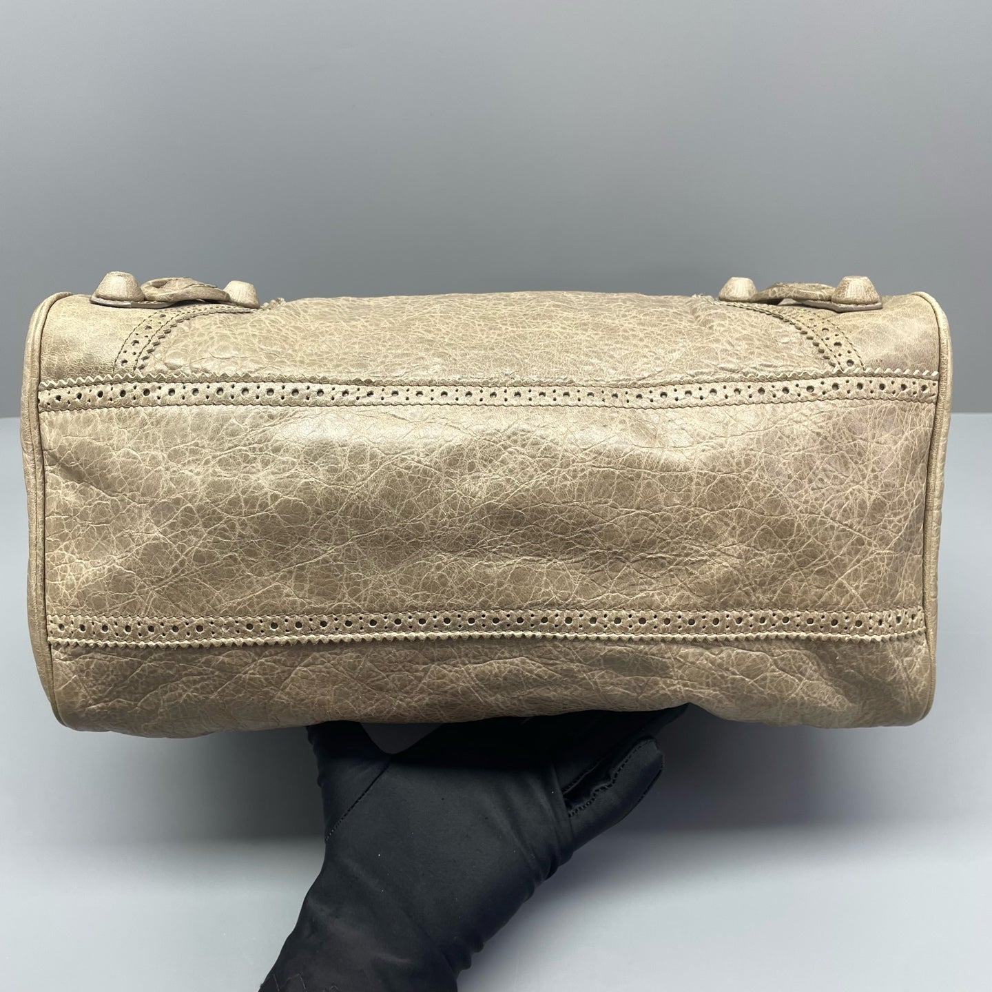 Balenciaga - City - Distressed lambskin leather - Metallic Taupe - (medium)