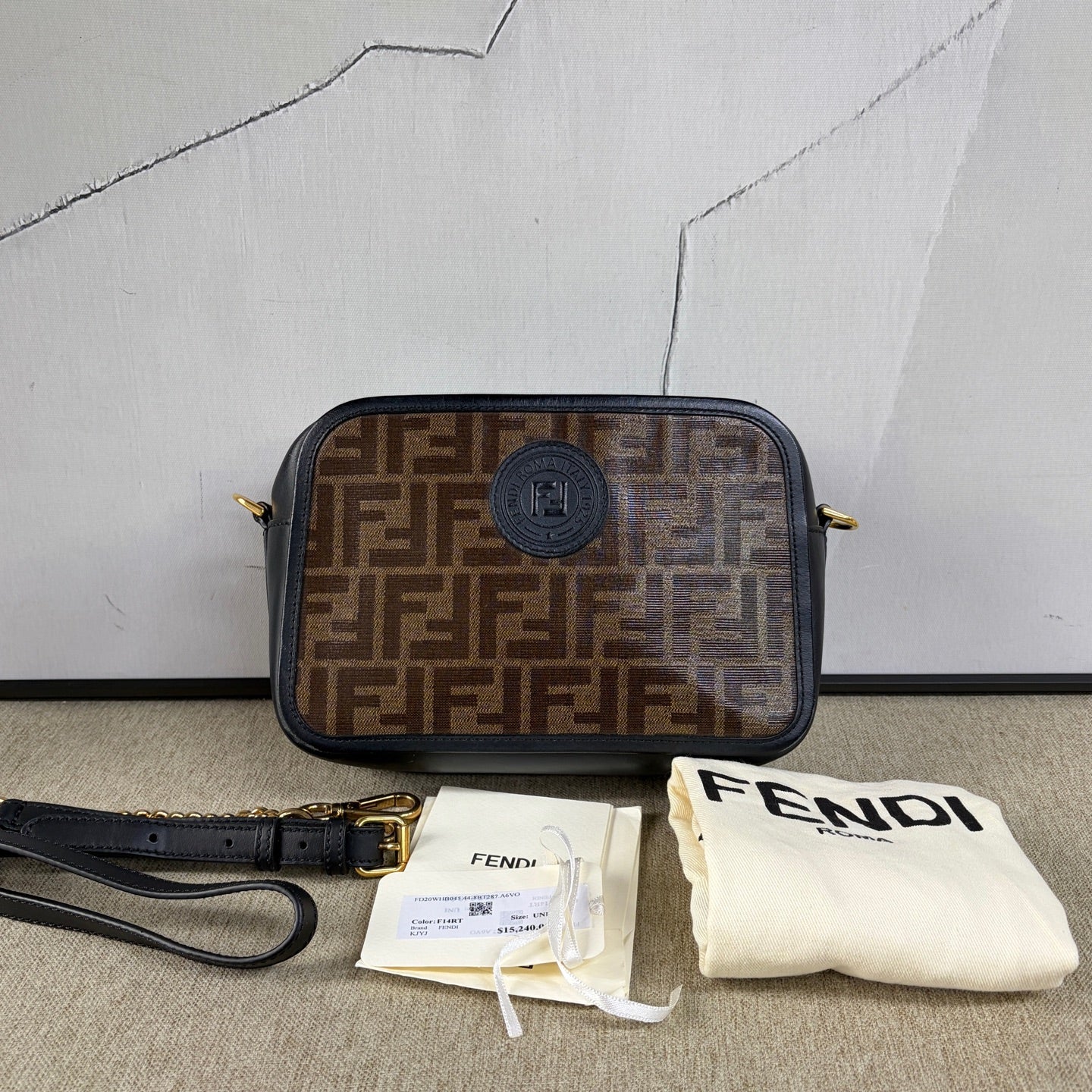 Fendi - Camera Bag - Coated canvas and cowhide leather - Brown and Black - (Small)