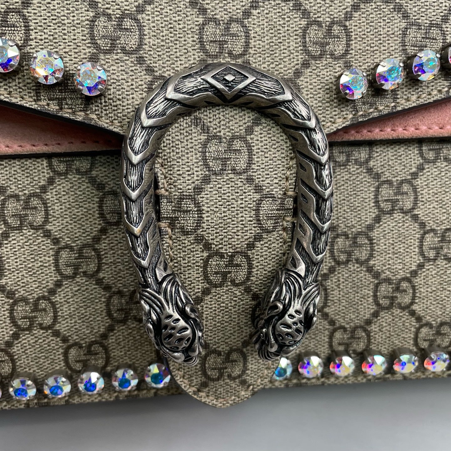 Gucci - Dionysus Medium Shoulder Bag with Crystals - GG Supreme canvas with pink suede and rhinestone embellishments - Beige, Pink, Multicolour - (Medium)