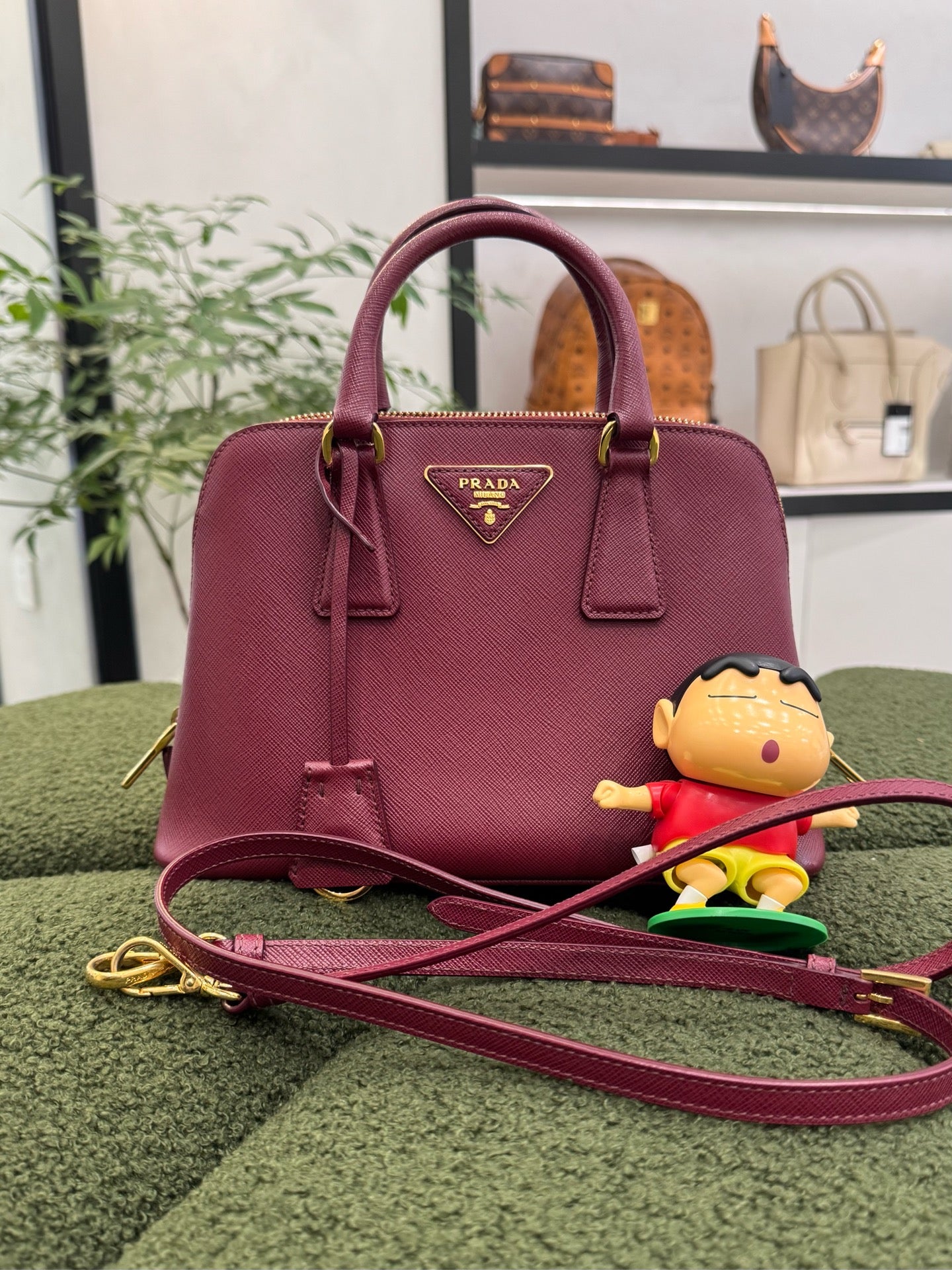 Prada - Saffiano Dome Satchel - Saffiano leather - Burgundy - (Small)