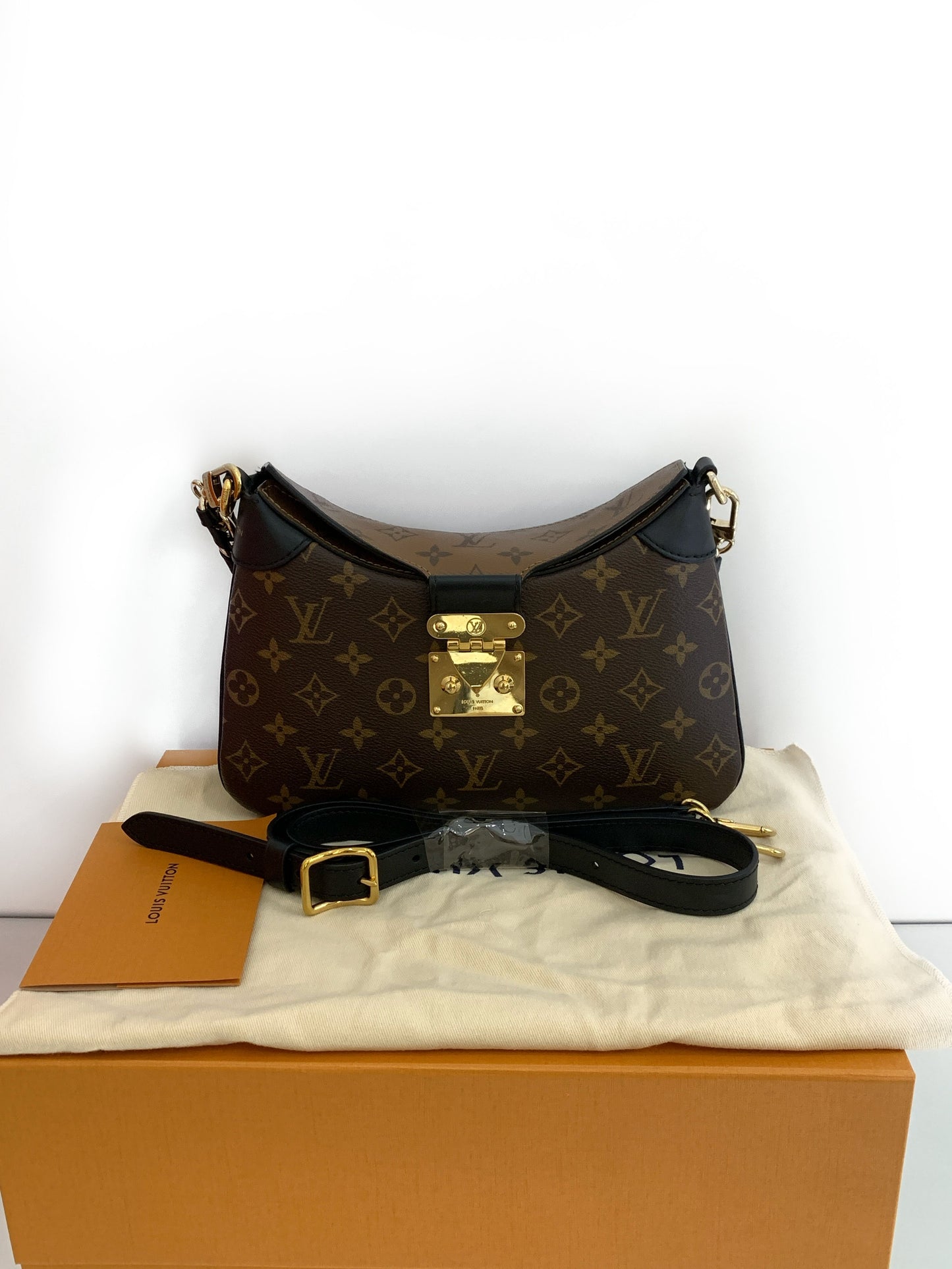 Louis Vuitton - Twinny - Monogram coated canvas with leather trim - Brown - (medium)