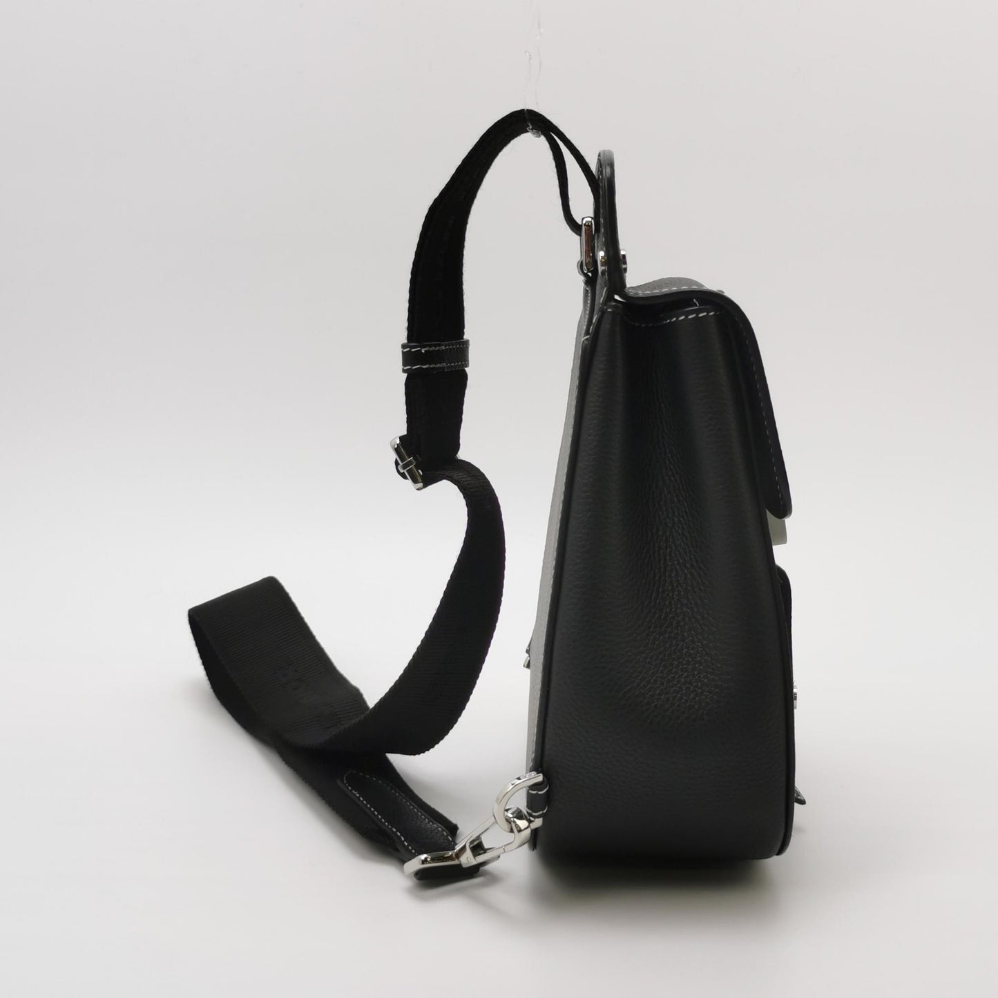 Dior - Saddle Sling Bag 1ADBO022YKK_H00N - Grained cow leather - Black - (medium)