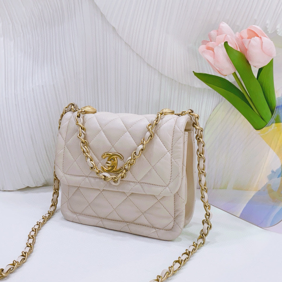 Chanel - Small Quilted Flap Bag with Medallion Chain Details - Lambskin leather - Beige - (Small)