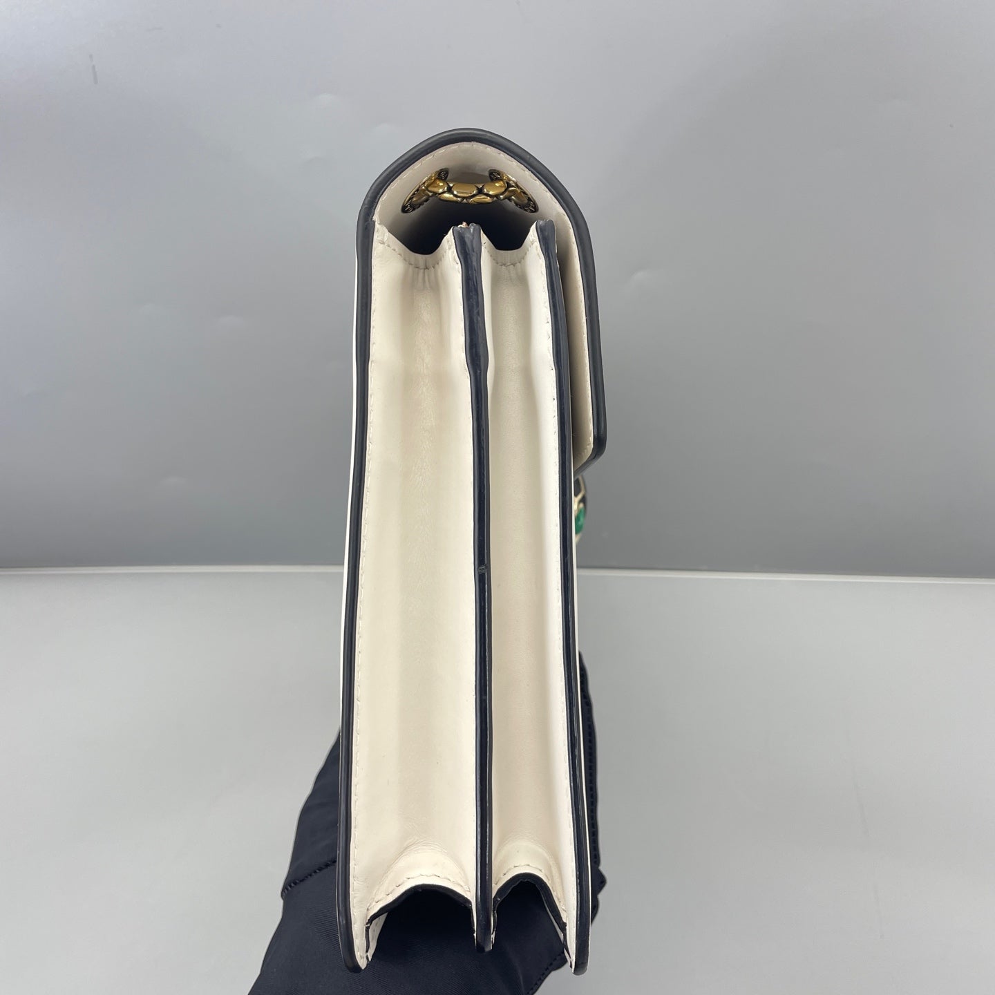 Bvlgari - Serpenti Forever Flap Bag - Calfskin leather - White - (Medium)