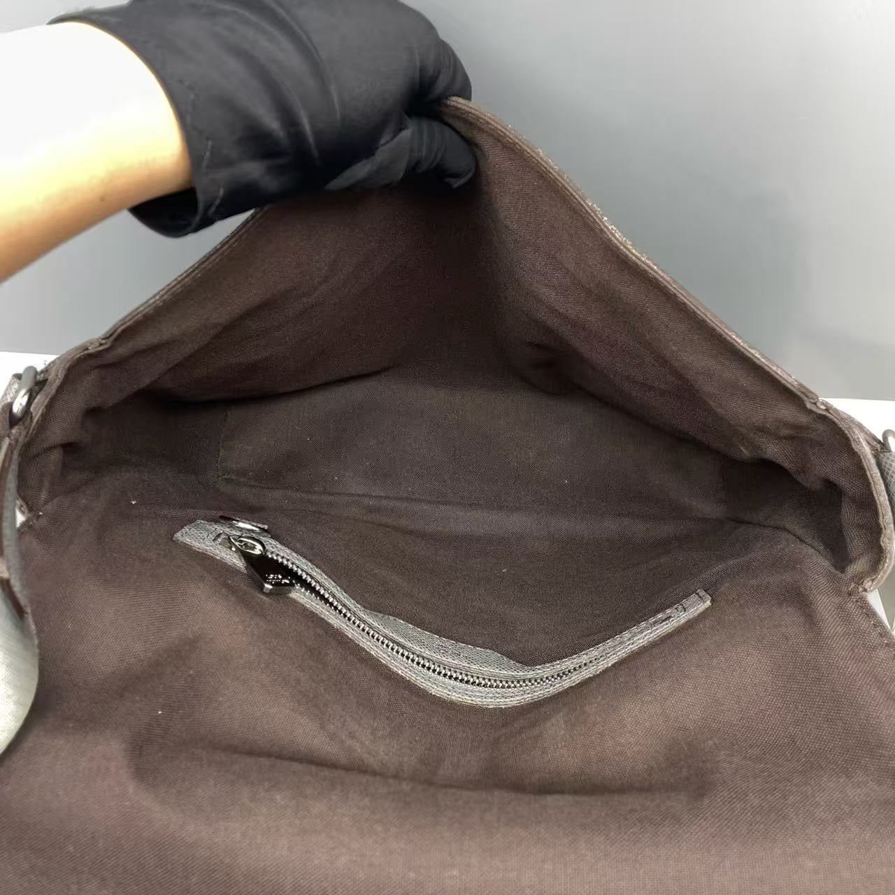 Louis Vuitton - Flap Messenger Briefcase - Epi leather - Grey - (Medium)