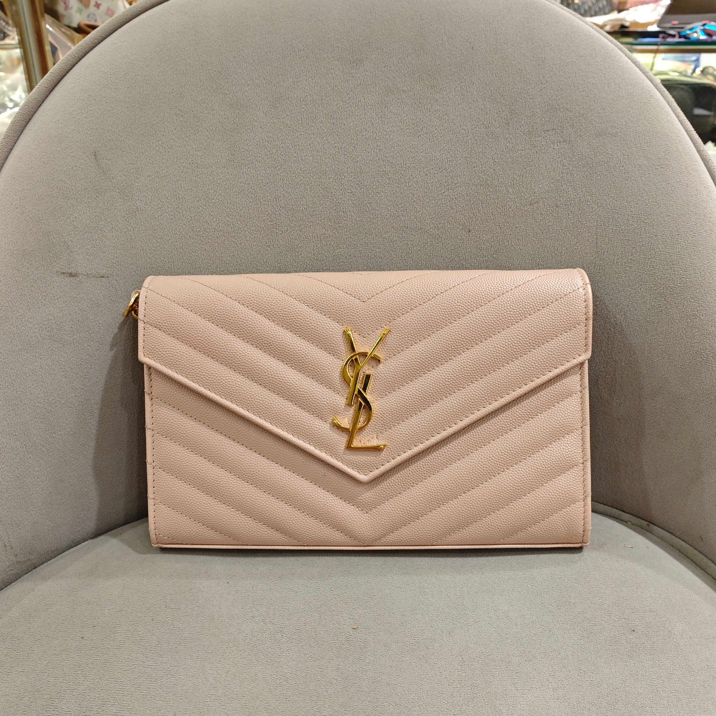 Saint Laurent - Envelope Bag - Caviar leather - Pink with Gold-Tone Hardware - (Small)