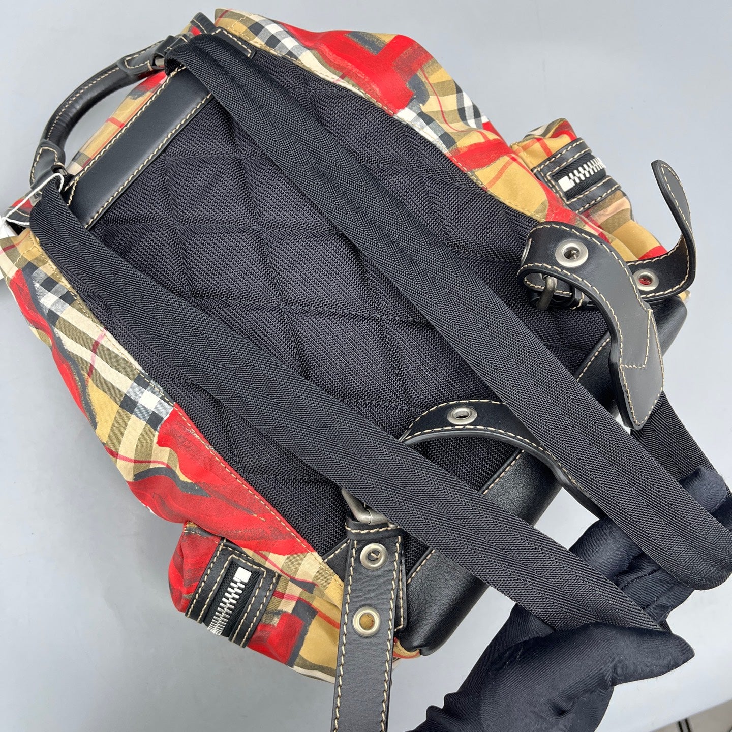Burberry - Graffiti Check Drawstring Flap Backpack - Canvas with leather trim - Multicolour - (Medium)
