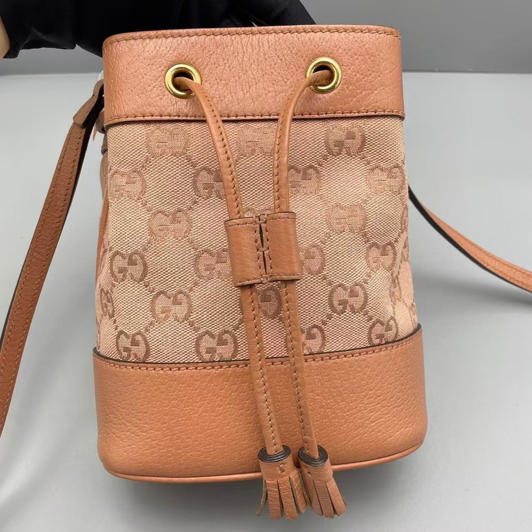 Gucci - Op Small Bucket Bag - GG monogram canvas with grained leather trim - Pink - (Mini)