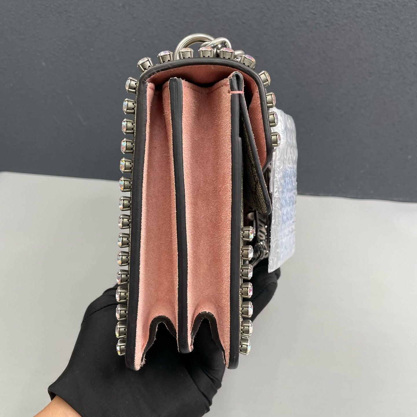 Gucci - Dionysus Medium Shoulder Bag with Crystals - GG Supreme canvas with pink suede and rhinestone embellishments - Beige, Pink, Multicolour - (Medium)