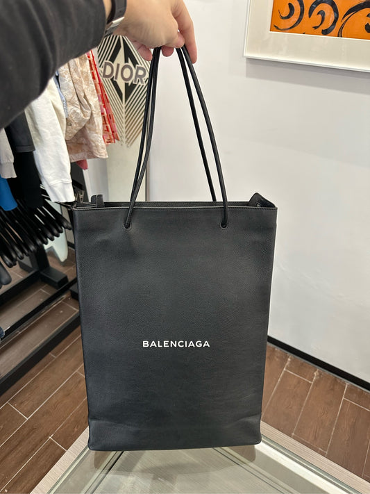 Balenciaga - Shopping Bag Tote - Calfskin leather exterior with textile lining - Black - (medium)