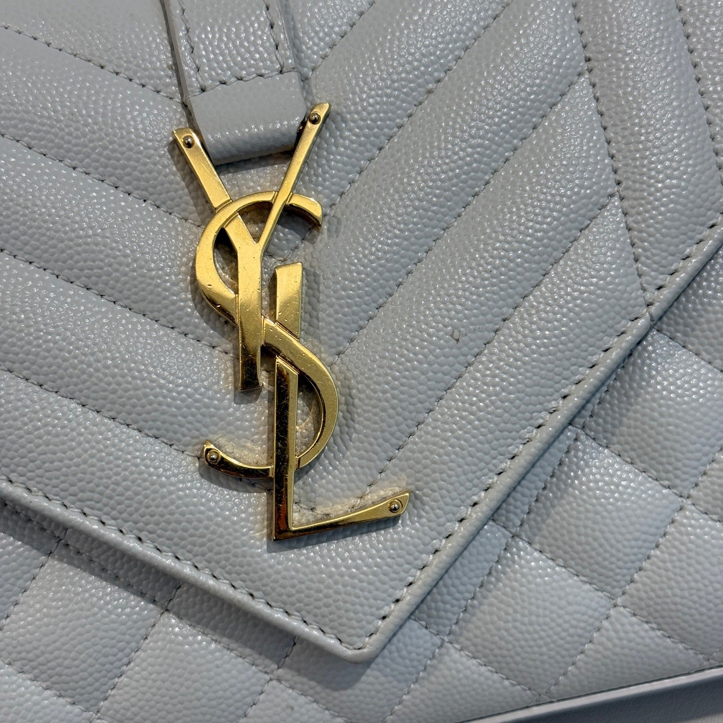 Saint Laurent - Envelope Wallet-on-Chain (WOC) - Caviar leather - White - (Small)