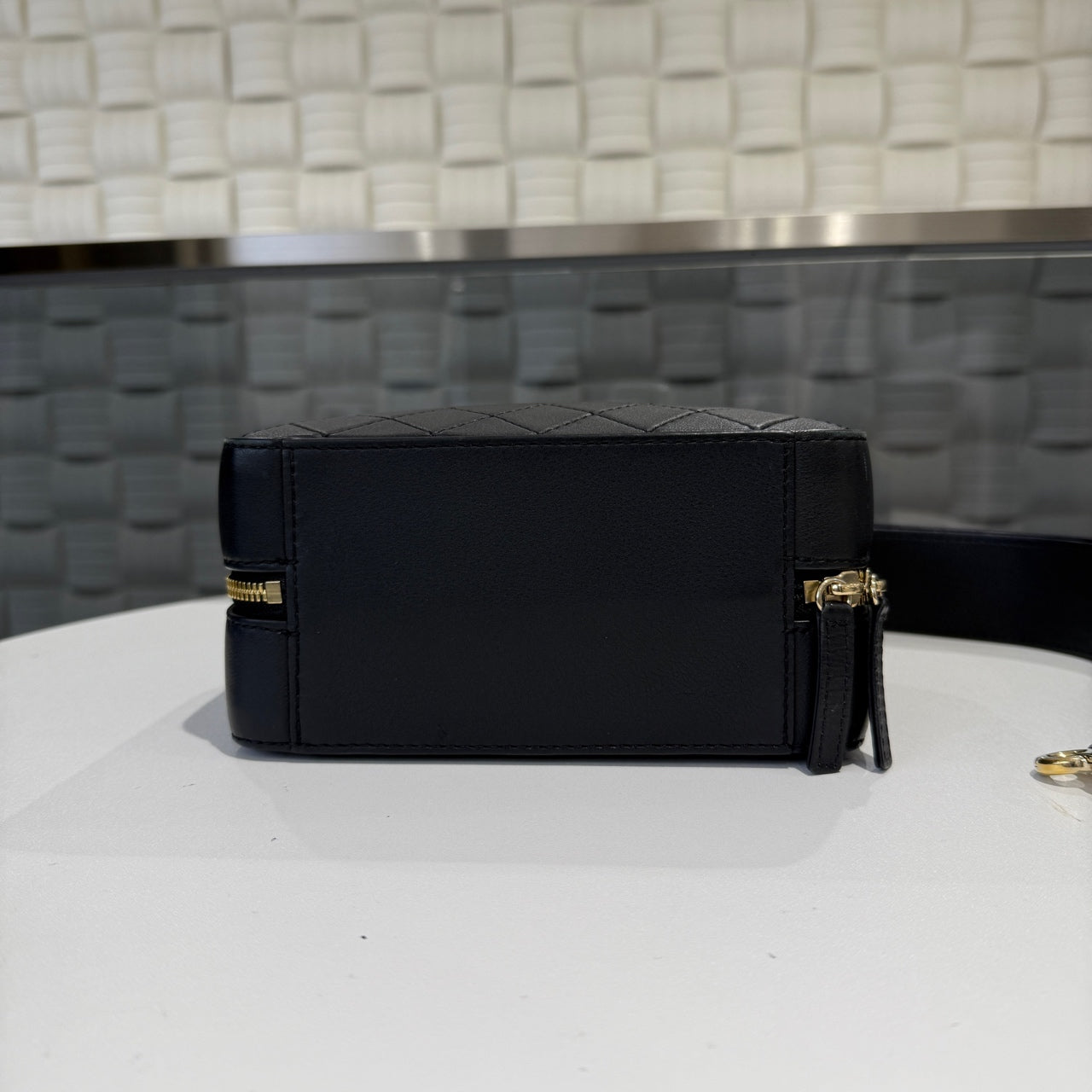 Chanel - Top Handle Box Bag - Quilted smooth calfskin leather - Black - (mini)