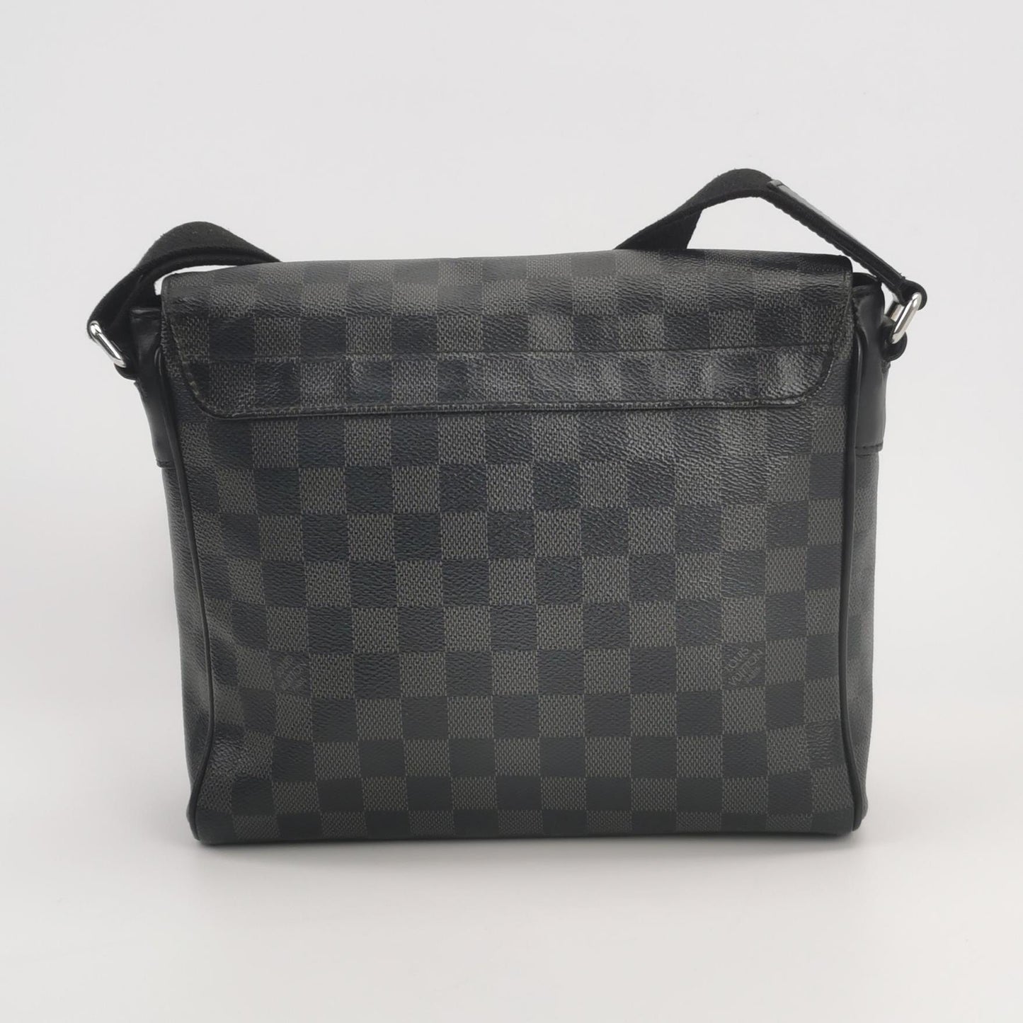 Louis Vuitton - District PM Messenger Bag - Damier Graphite canvas with leather trim - Grey - (small)