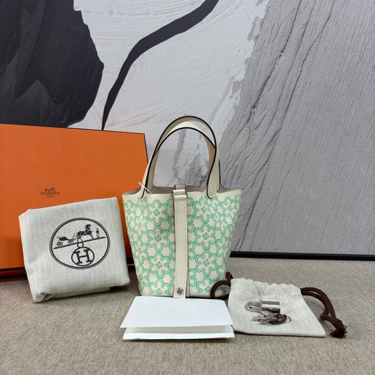 Hermès - Picotin Lock 14 Micro with Floral Pattern - Swift leather - White - (mini)