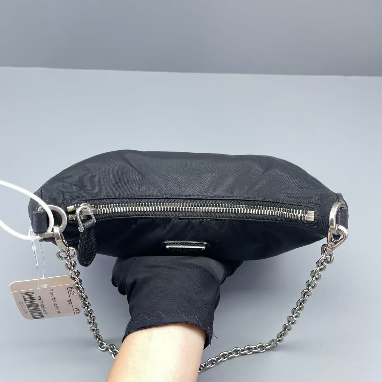 Prada - Re-Edition 2000 Hobo Bag - Polyamide with Leather trim - Black - (mini)