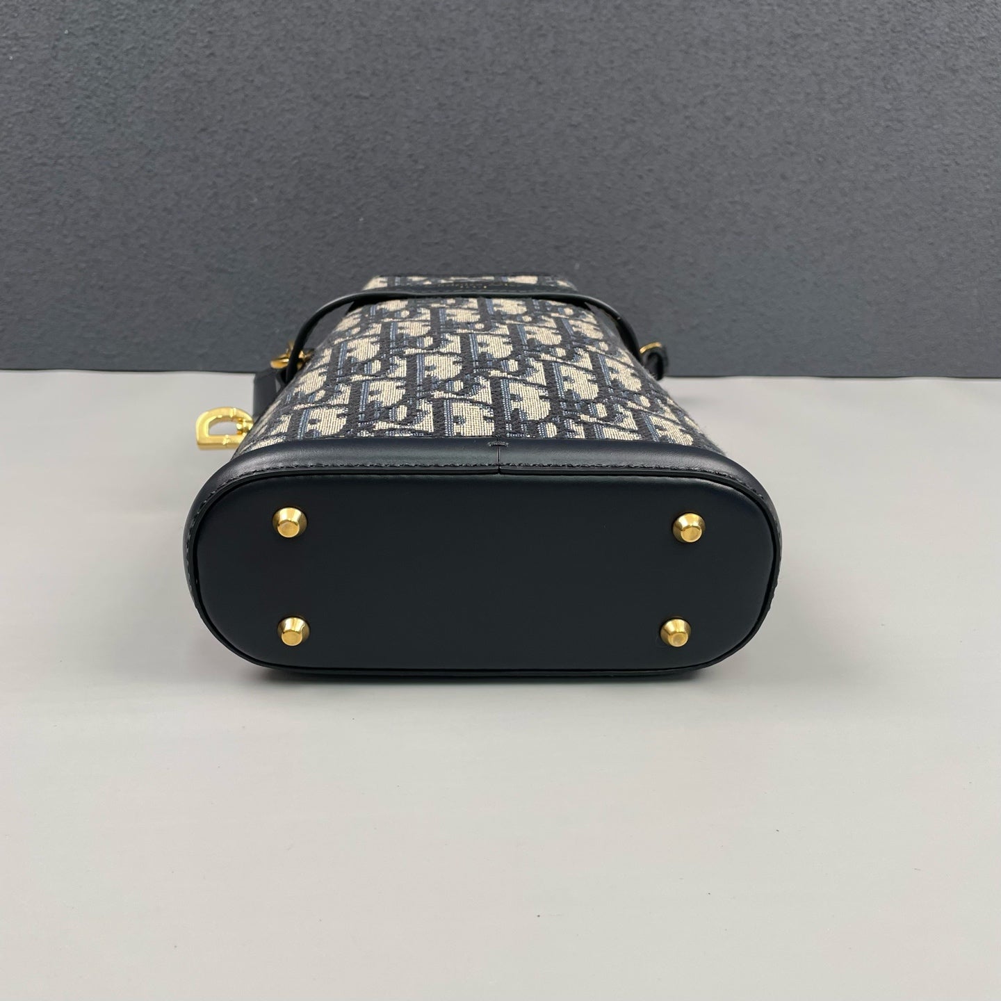Dior - Dior C'est Oblique Bucket Bag - Oblique embroidered jacquard canvas with leather trim - Blue - (mini)
