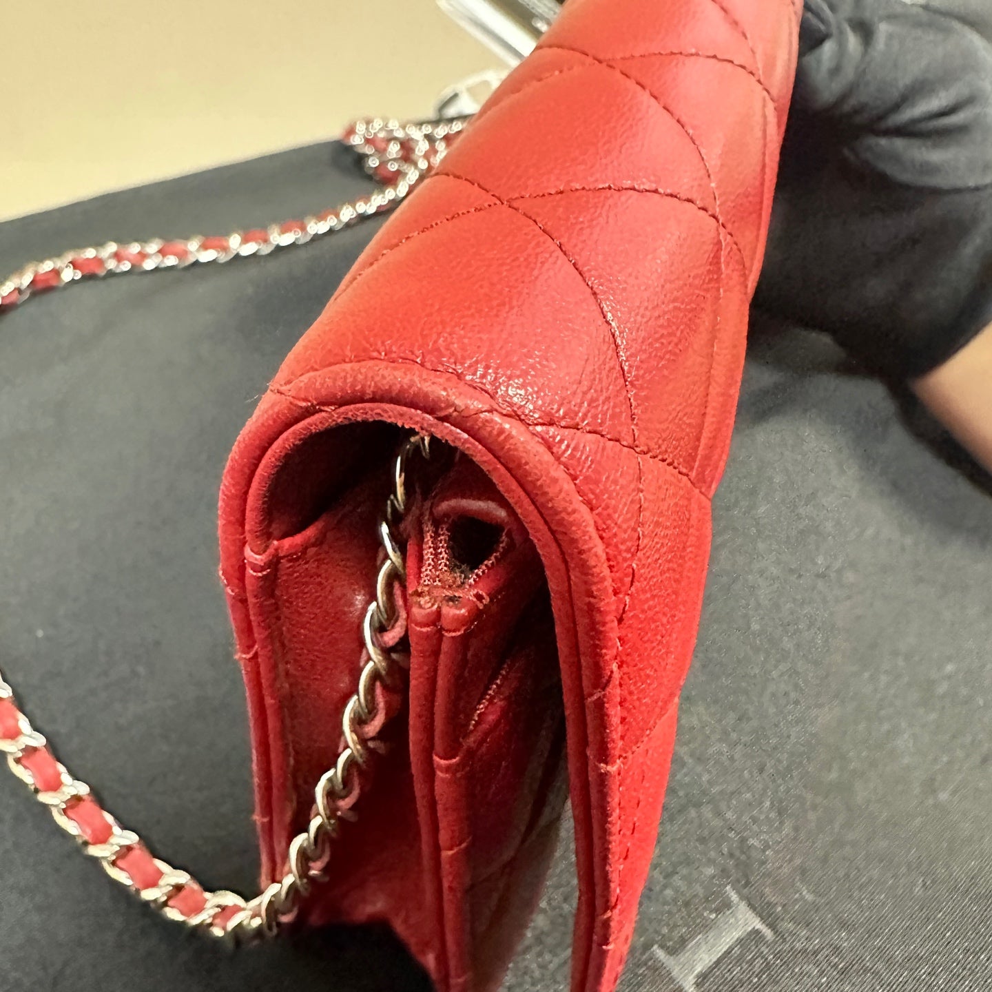 Chanel - Classic Quilted Wallet on Chain (WOC) - Lambskin leather - Red - (mini)
