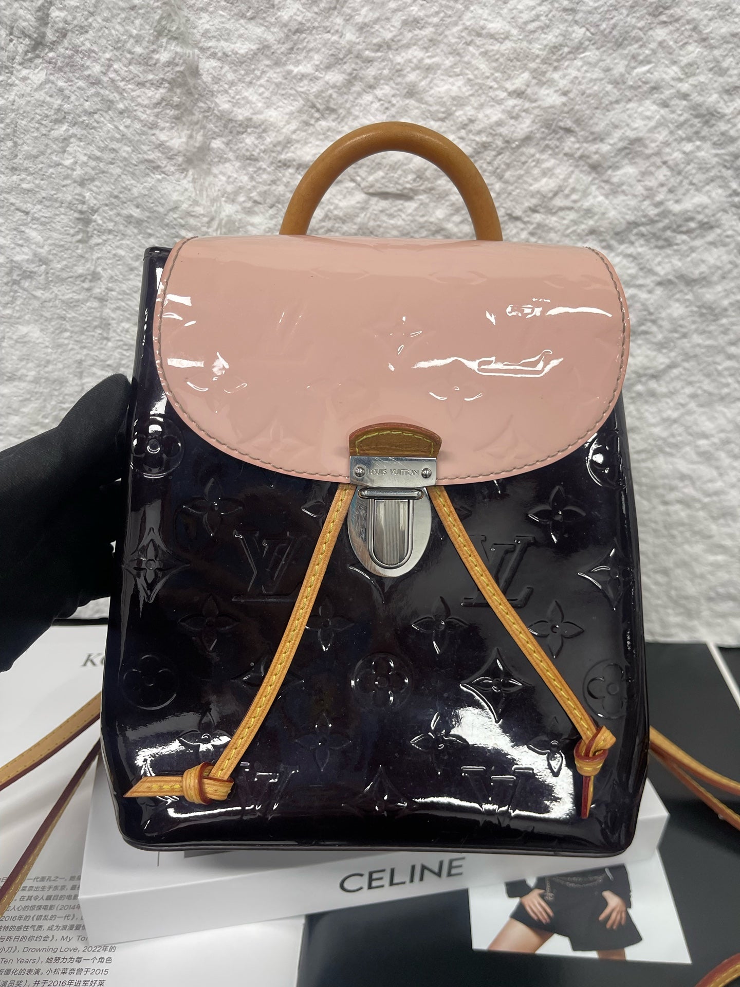 Louis Vuitton - Hot Springs Backpack - Patent leather - Black and Pink - (mini)